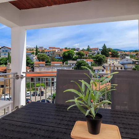 Tia Apartmán Novi Vinodolski