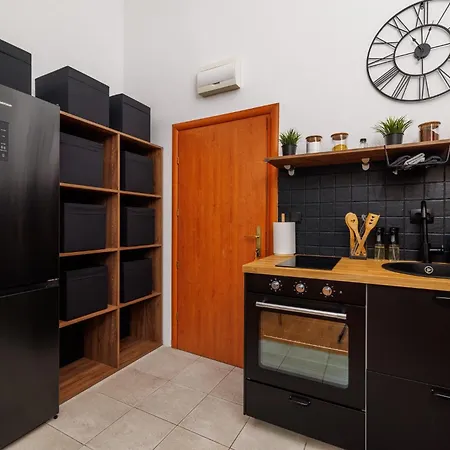 Apartment Tia
