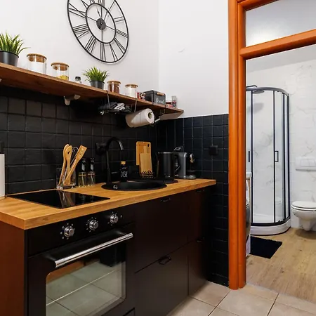 Tia Apartment *